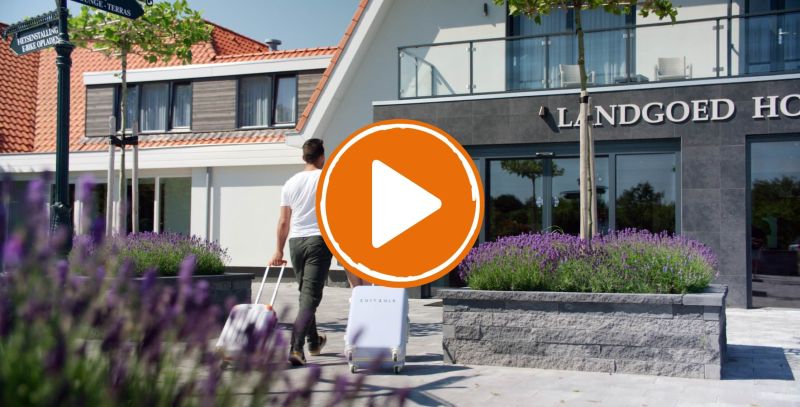 Thumbnail van de afbeeldingsvideo.  Als je erop klikt, wordt de video geopend in een lightbox.